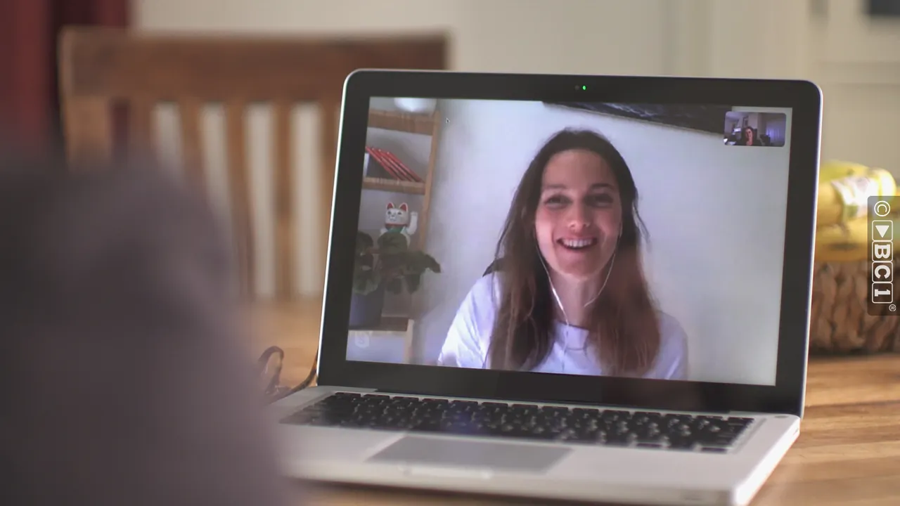Aan de keukentafel in gesprek met Roos Janssen (video)